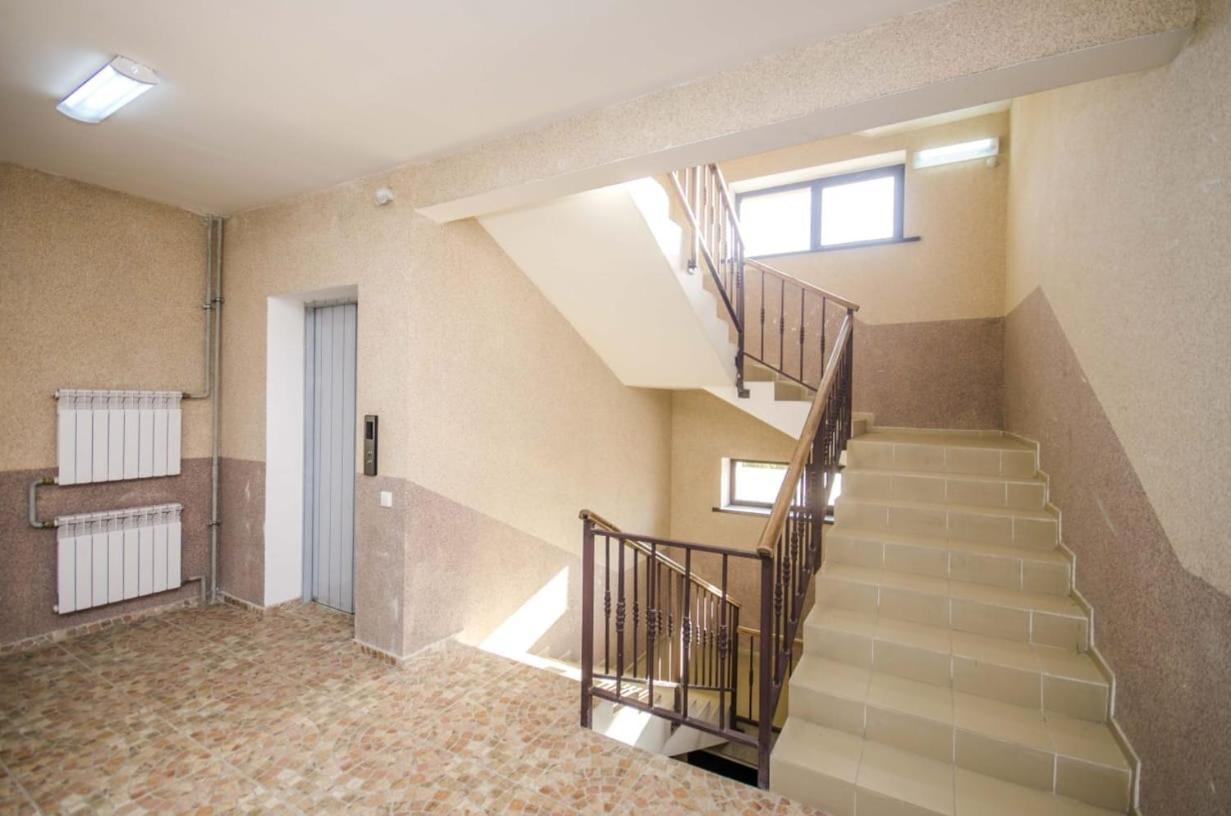 Appartments " Zhetysu-4" Alma-Ata Buitenkant foto