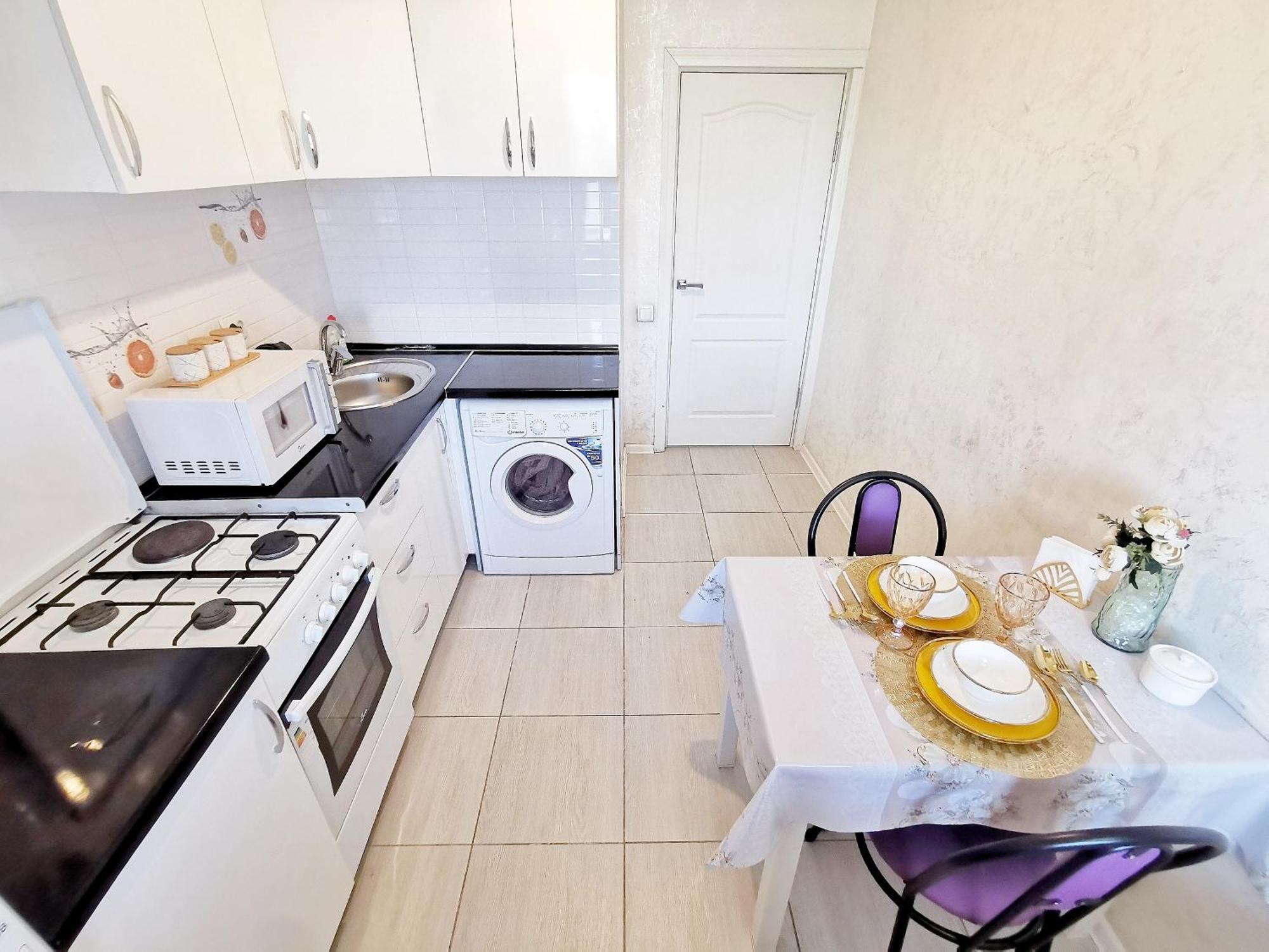 Appartments " Zhetysu-4" Alma-Ata Buitenkant foto