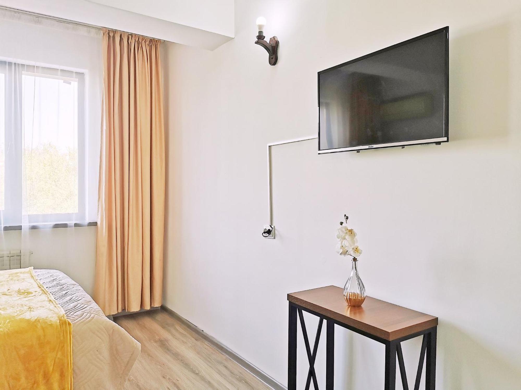 Appartments " Zhetysu-4" Alma-Ata Buitenkant foto
