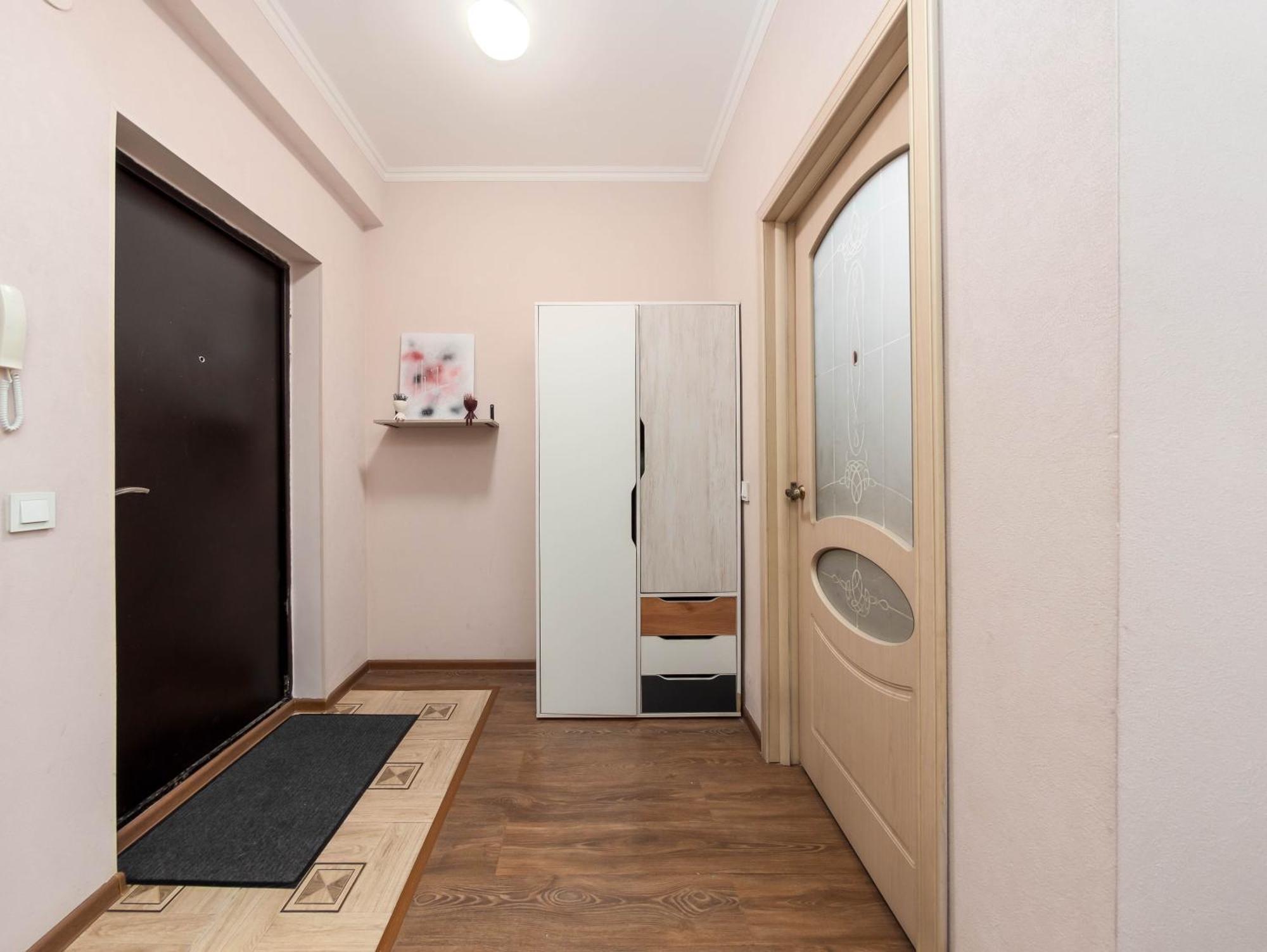Appartments " Zhetysu-4" Alma-Ata Buitenkant foto