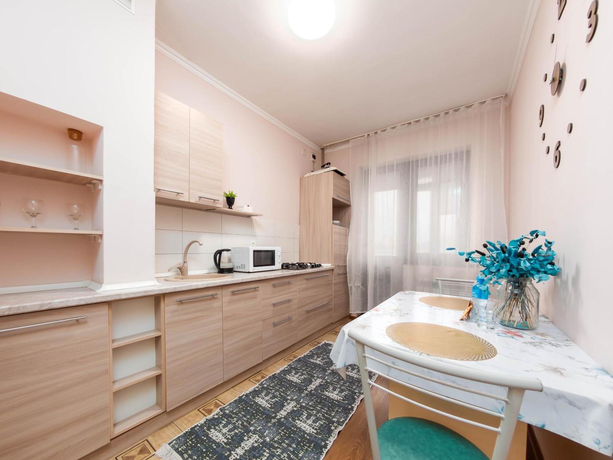 Appartments " Zhetysu-4" Alma-Ata Buitenkant foto